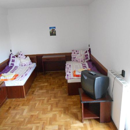 Peregrino Panzió Acomodação com café da manhã Budaörs Quarto foto