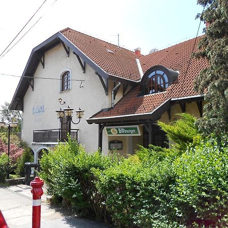 Peregrino Panzió Acomodação com café da manhã Budaörs Exterior foto