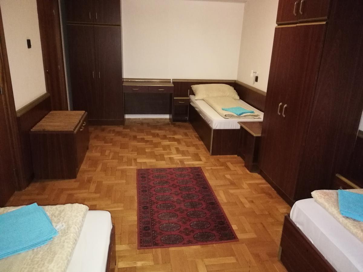 Peregrino Panzió Acomodação com café da manhã Budaörs Exterior foto