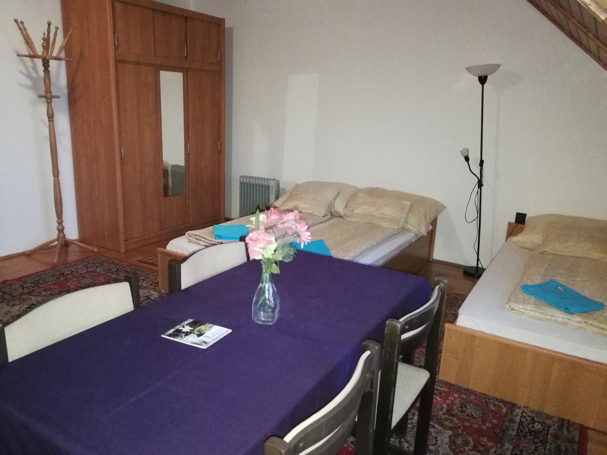 Peregrino Panzió Acomodação com café da manhã Budaörs Exterior foto